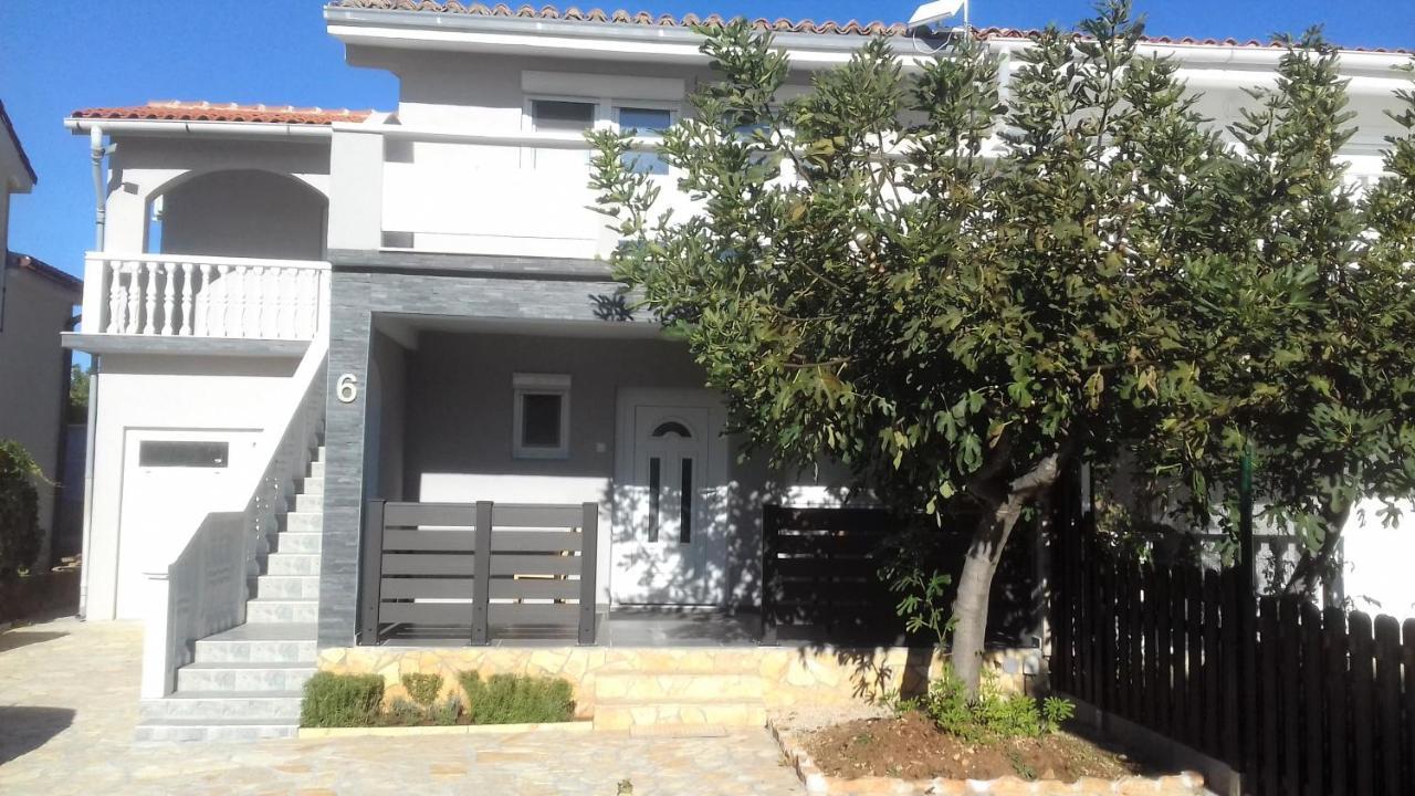 Appartamento House Miljkovica *